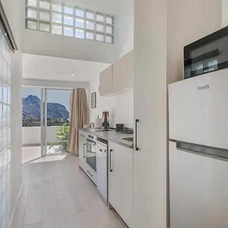 Atlantic Sunrise Apartament
