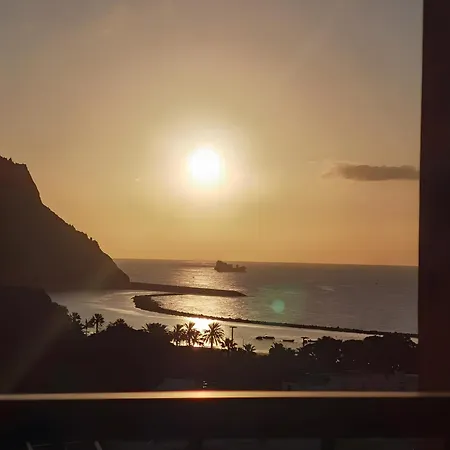 Atlantic Sunrise Santa Cruz de Tenerife